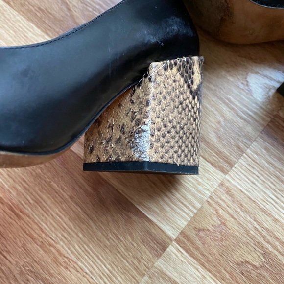 SOLD Dries Van Noten Black Snakeskin Pumps, sz 40 - Picture 5 of 8